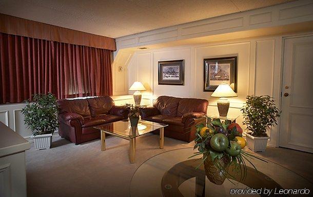 Black Knight Inn Red Deer Interior photo