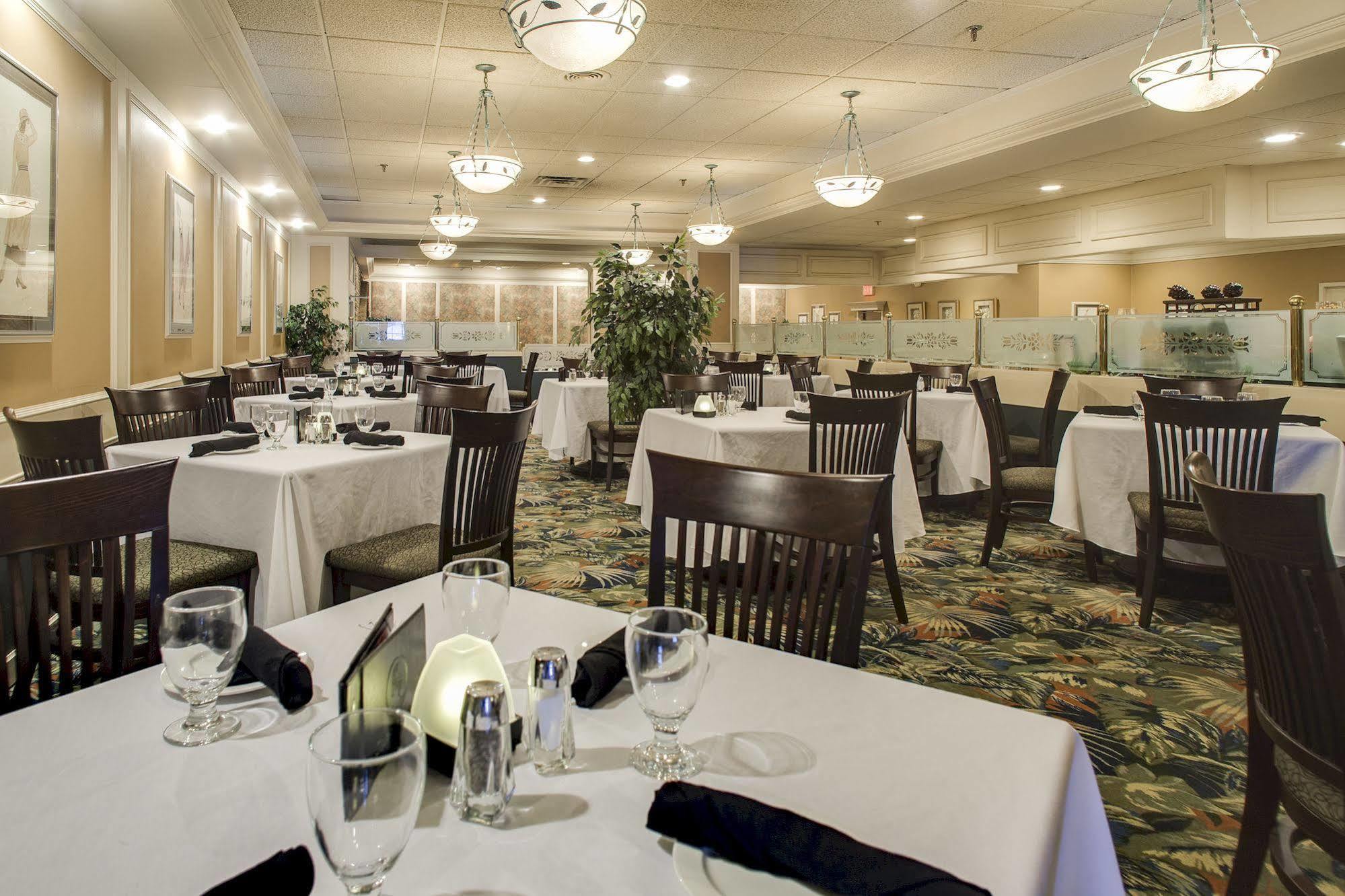 Black Knight Inn Red Deer Exterior photo