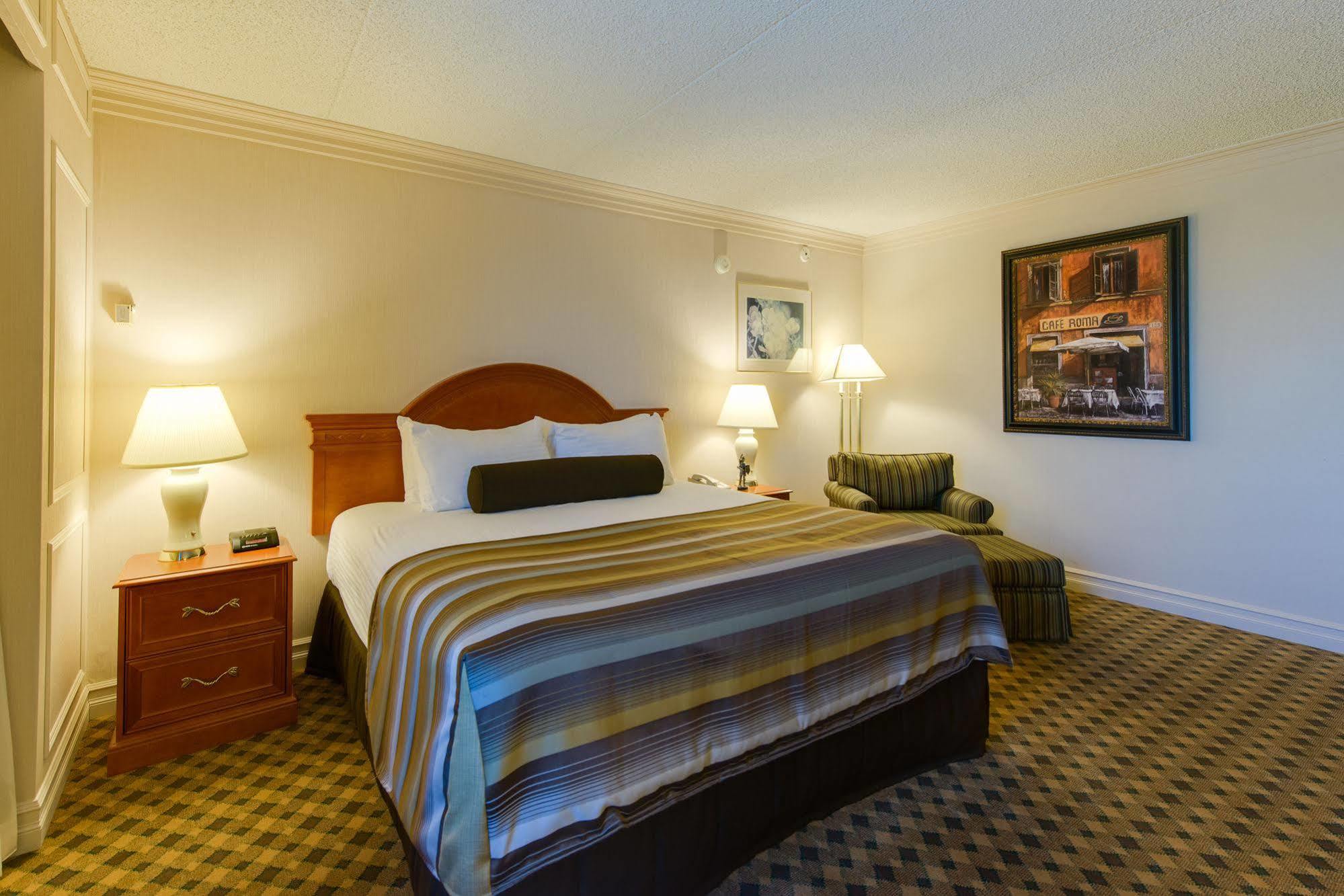 Black Knight Inn Red Deer Exterior photo